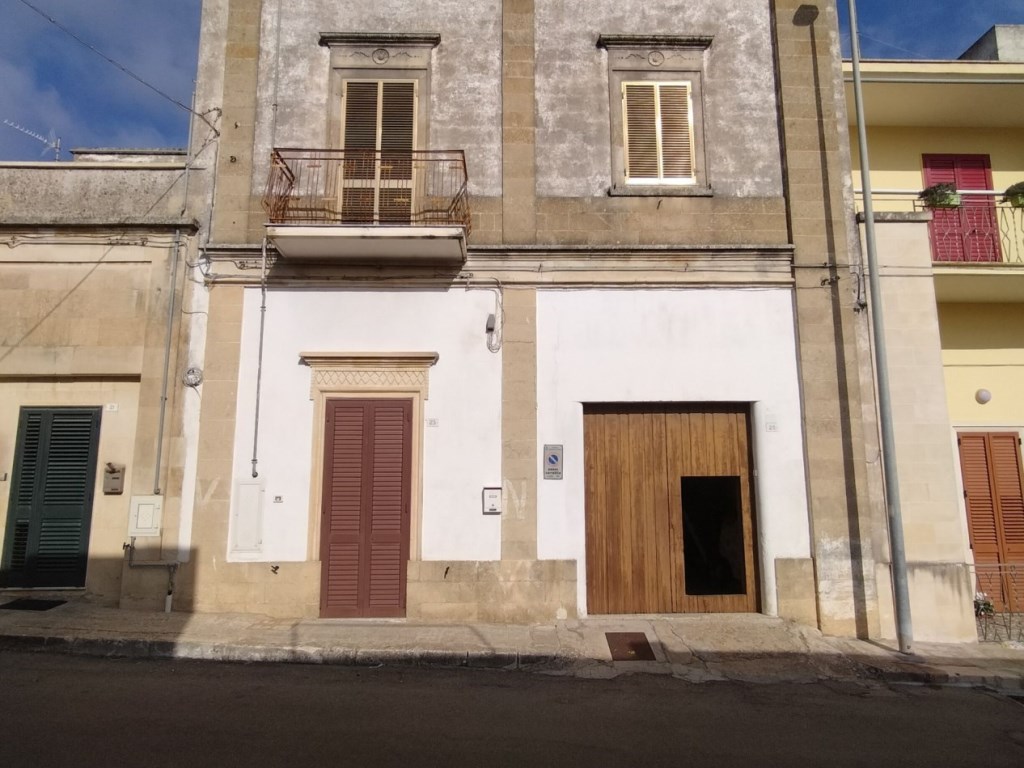 Casa Indipendente in vendita a Corigliano d'Otranto via Gioberti 23