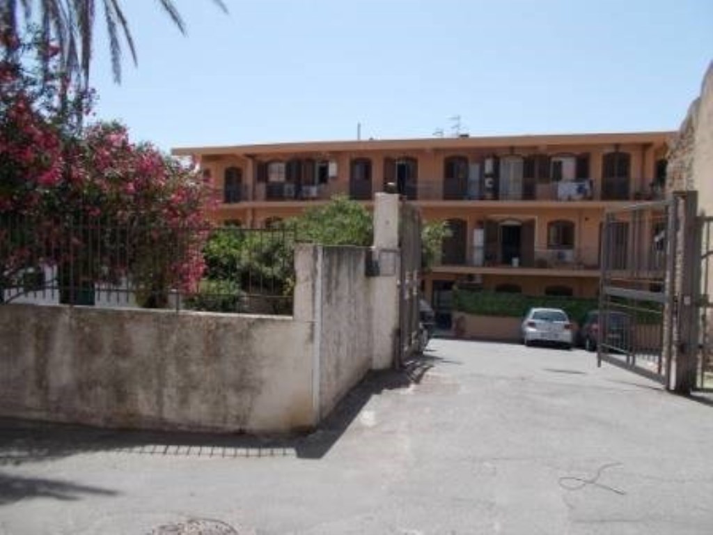 Appartamento in vendita a Messina via Marina