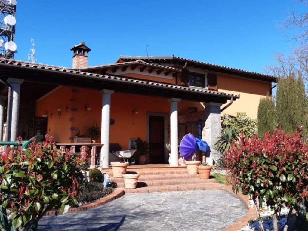 Villa in vendita a Castelnuovo di Garfagnana localitÃ  capanne di perpoli