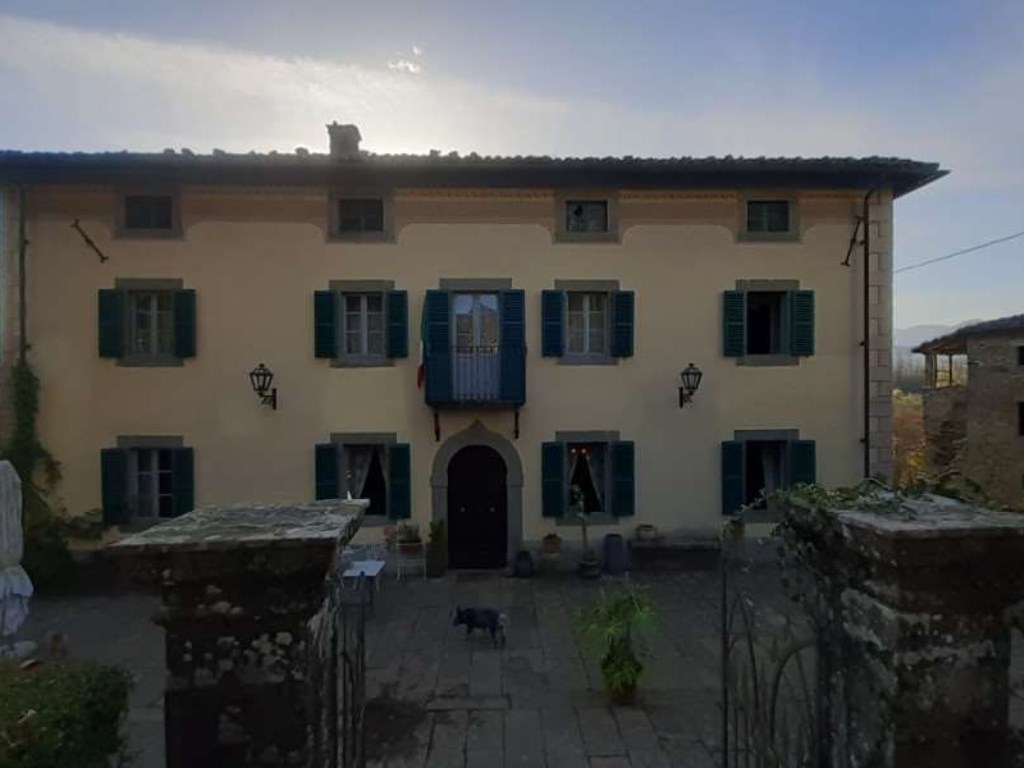 Villa in vendita a Castiglione di Garfagnana pian di cerreto