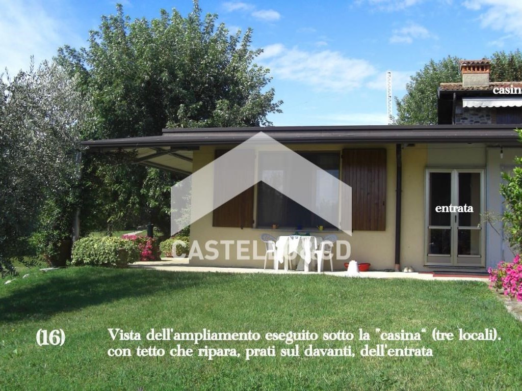 Villa in vendita a Soiano del Lago via Trevisago