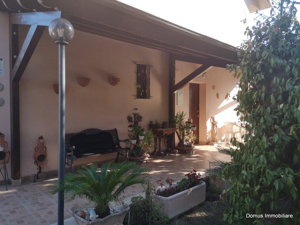 Villa a Schiera in vendita ad Ascoli Piceno
