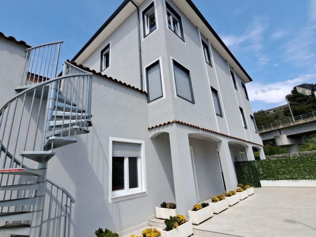 Appartamento in vendita a San Lorenzo al Mare