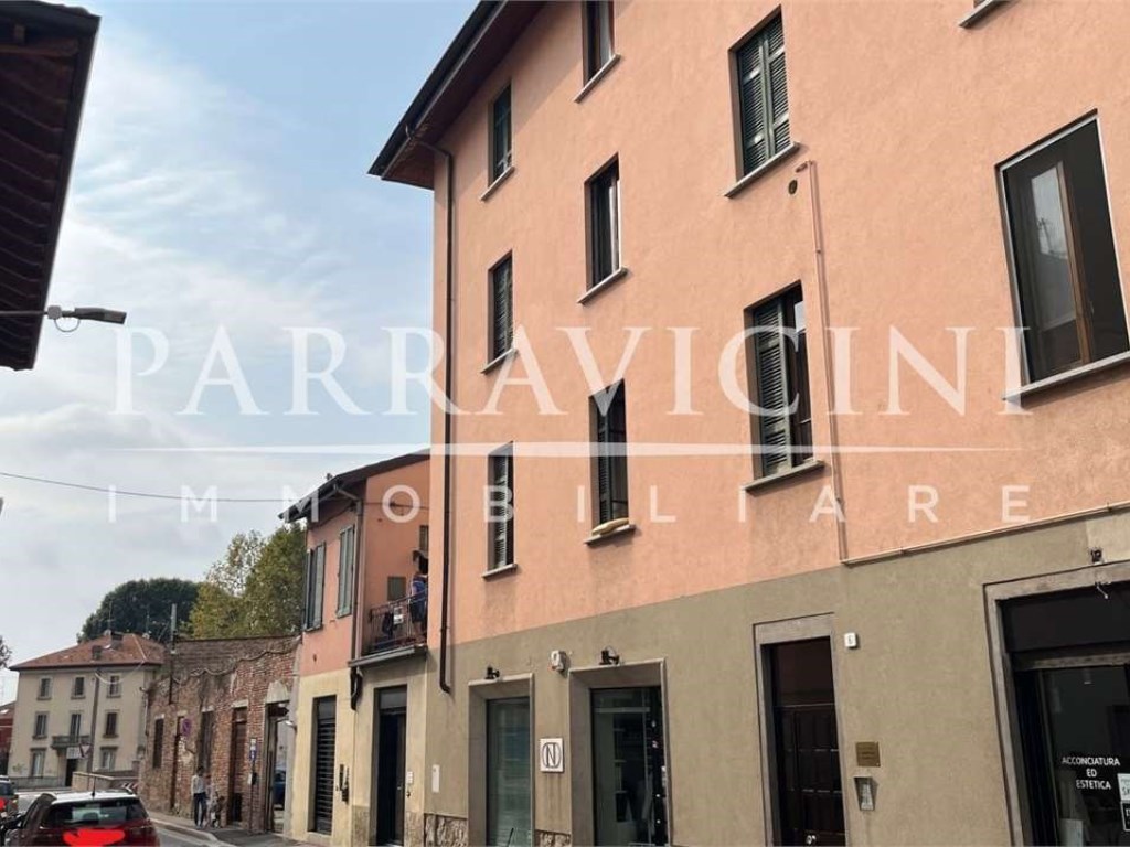 Appartamento in vendita a Cantù via Alberto da Giussano 6