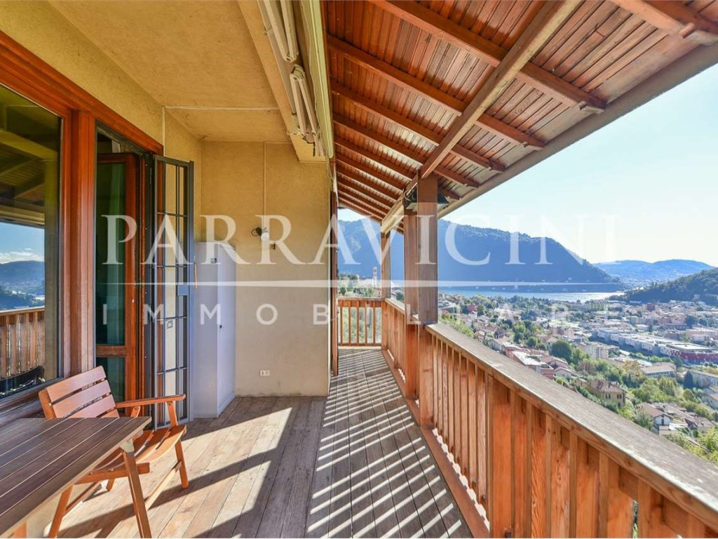 Appartamento in vendita a Cernobbio via per la Svizzera
