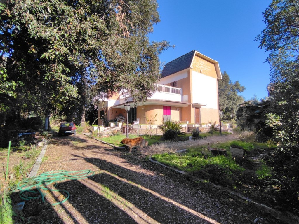 Villa in vendita ad Anzio anzio Azzurro,6