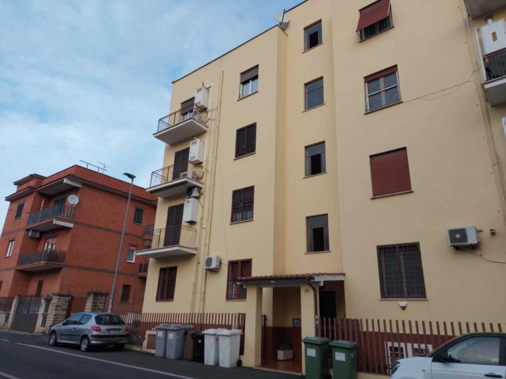 Appartamento in vendita a Guidonia Montecelio via Giuseppe Parini ,