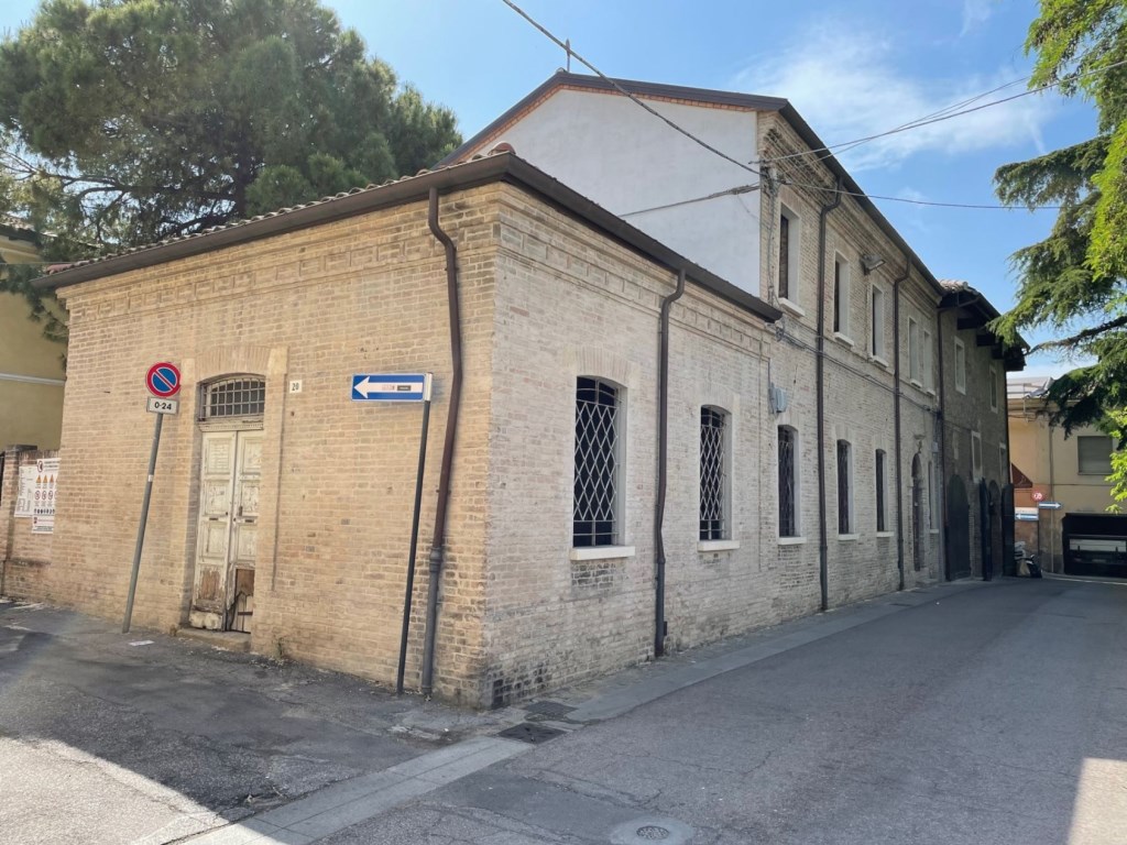 Casa Indipendente in vendita a Rimini piazza Luigi Ferrari