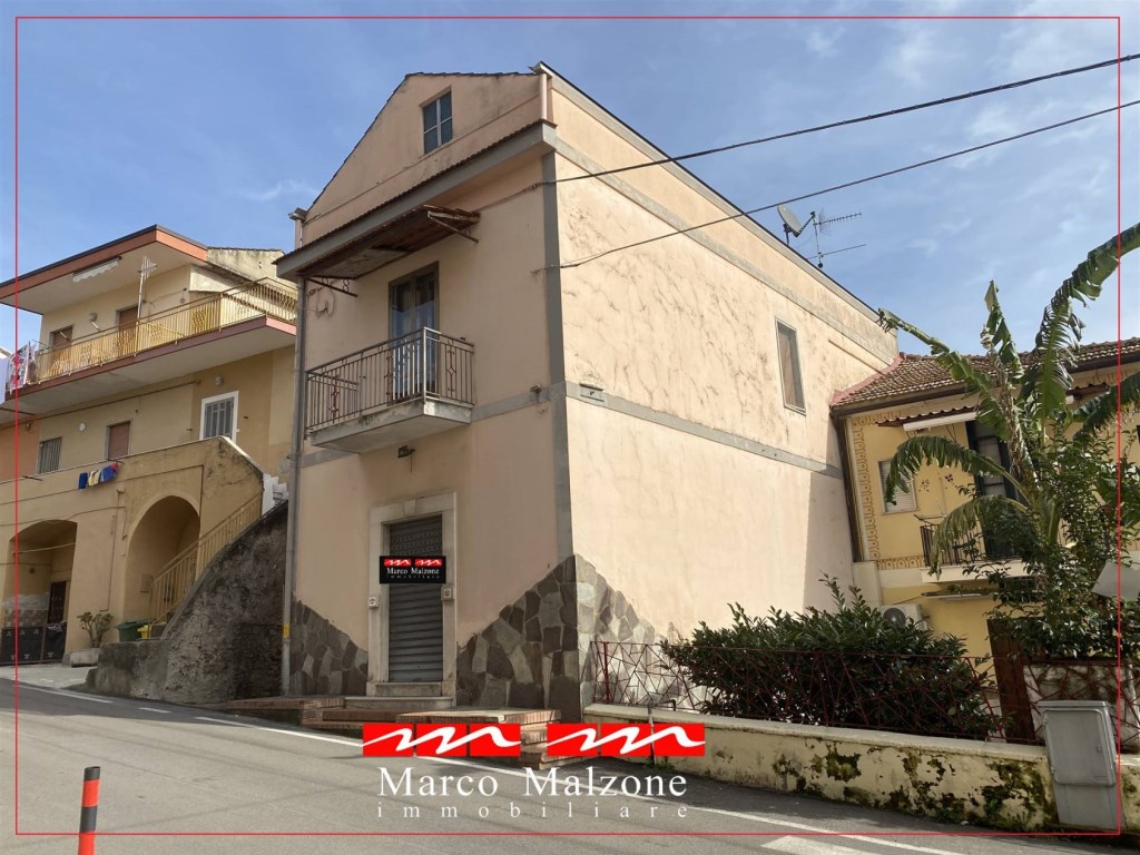 Casa Indipendente in vendita a Pontecagnano Faiano