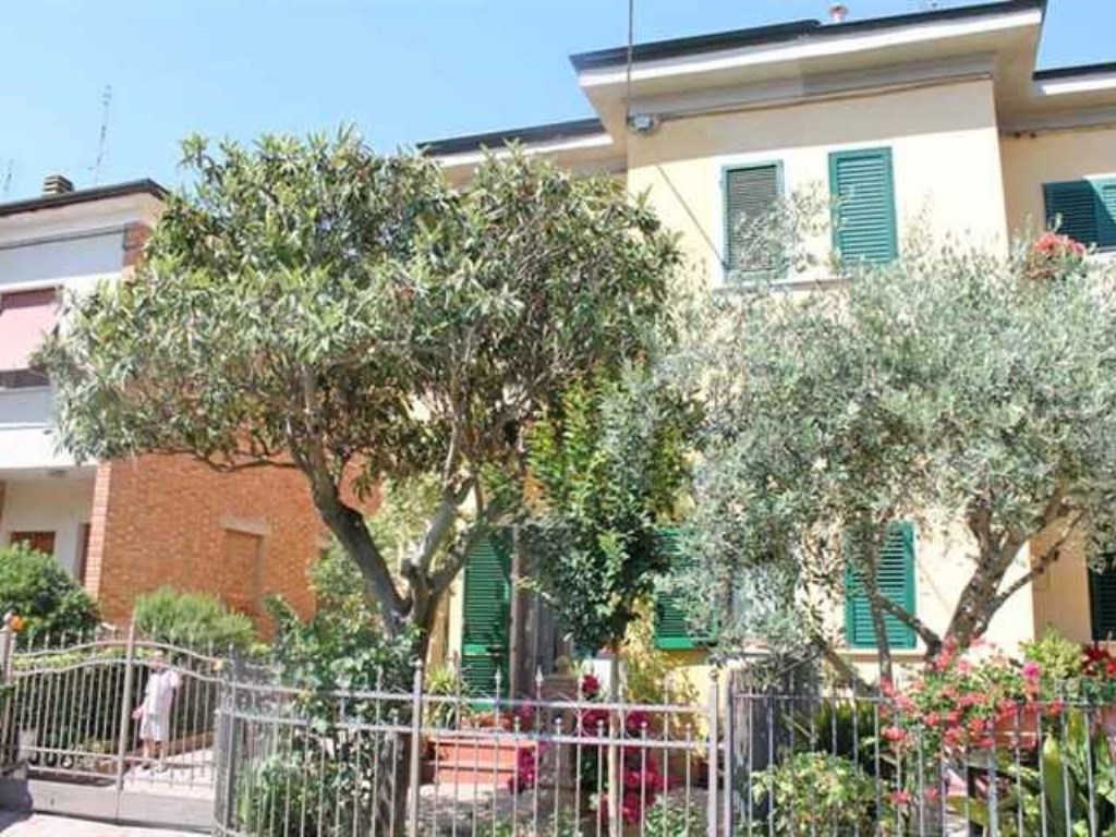 Villa Bifamiliare in vendita a Sinalunga