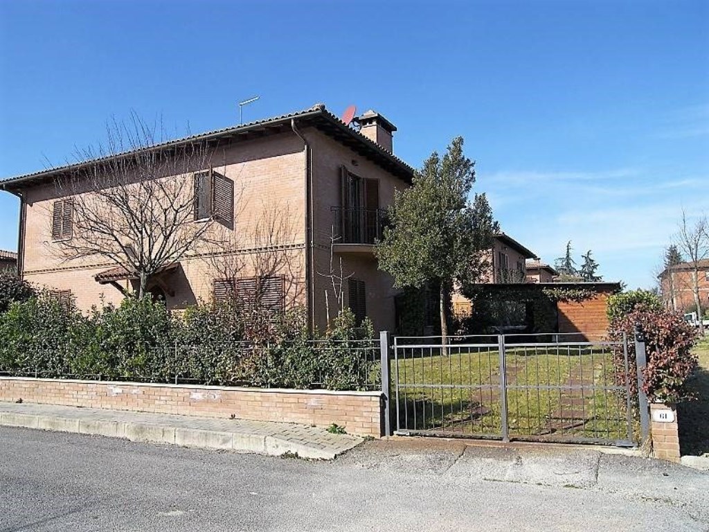 Villa Bifamiliare in vendita a Monteroni d'Arbia