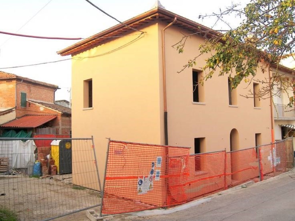 Villa a Schiera in vendita a Torrita di Siena