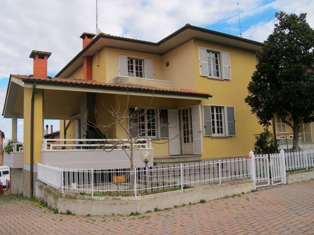 Villa a Schiera in vendita a Montepulciano
