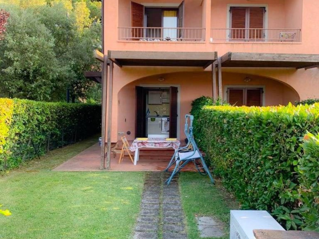 Villa a Schiera in affitto a Castiglione della Pescaia via isolabella snc