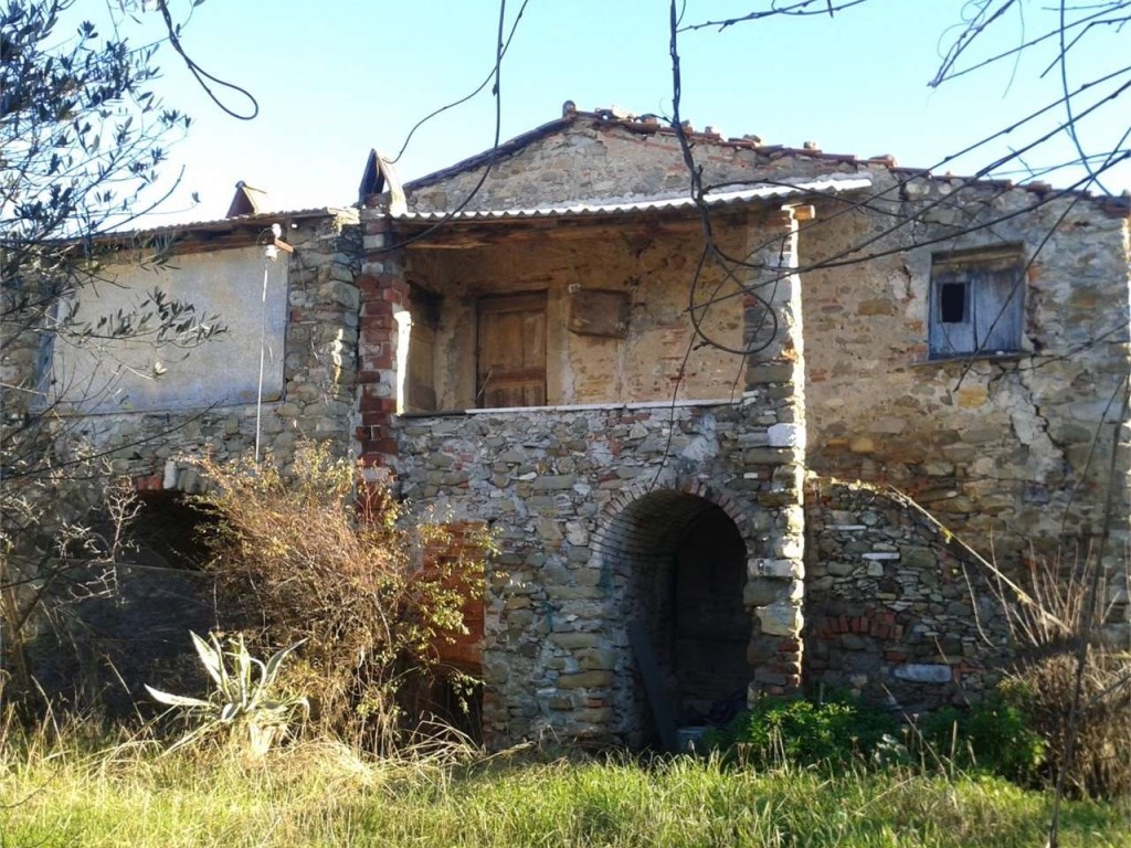 Rustico in vendita a Castelnuovo Magra colline del sole
