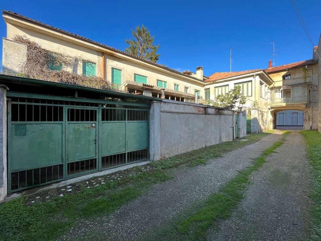 Palazzo in vendita a Cassolnovo