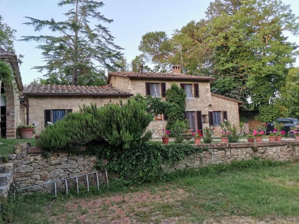 Casale in vendita a Colle di Val d'Elsa località Ponelle, 53034