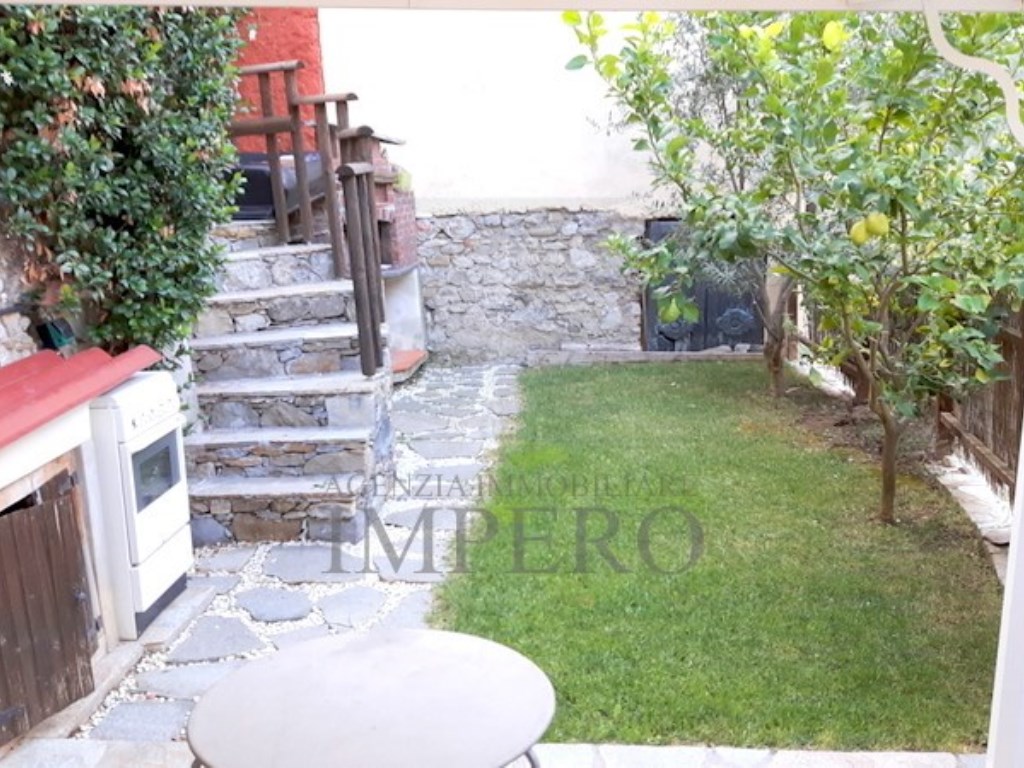 Casa Indipendente in vendita a Olivetta San Michele sp73,