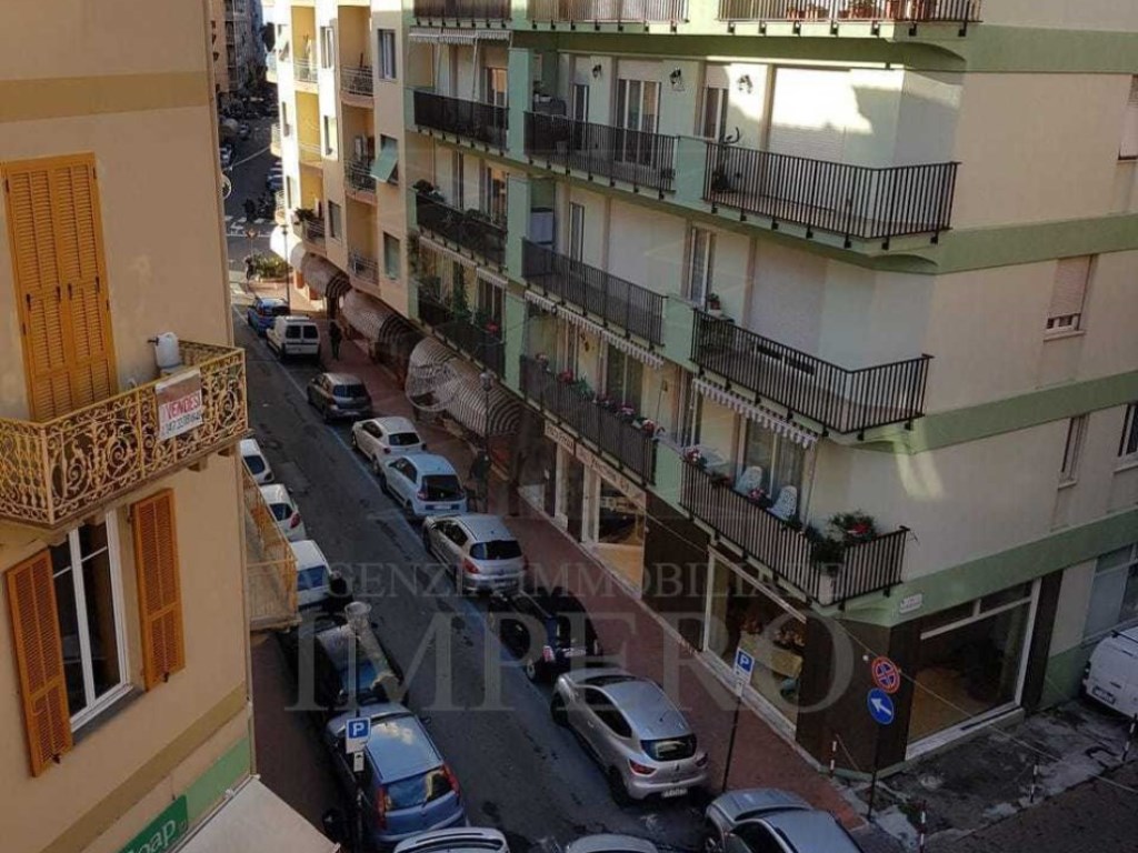 Appartamento in vendita a Ventimiglia via Giuseppe Mazzini,