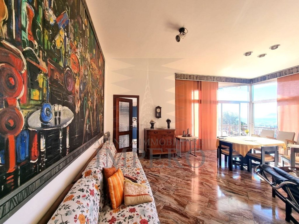 Villa in vendita a Bordighera via Coggiola, 49