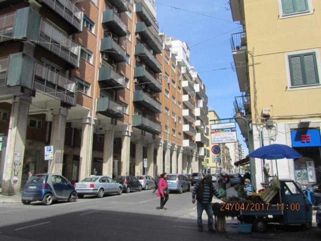 Ufficio in vendita a Palermo via Marchese di Roccaforte 39