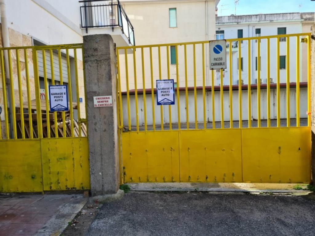 Posto Auto in affitto a Reggio di Calabria via Sbarre Inferiori civ.120