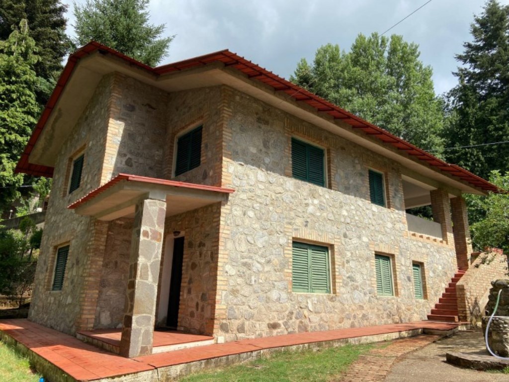 Villa in vendita a Reggio di Calabria s.stefano Mannoli strada statale