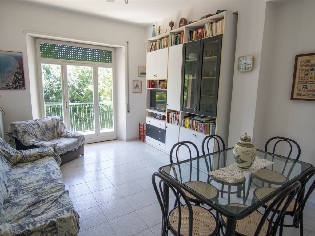 Appartamento in vendita ad Ancona via Panzini 26