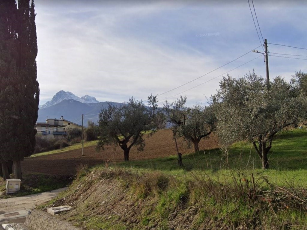 Terreno Edificabile in vendita a Montorio al Vomano strada Statale 80 Bivio Collevecchio snc