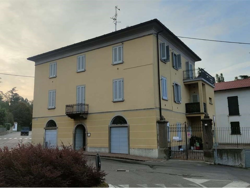 Appartamento in vendita a Villa d'Adda via Piazzolo