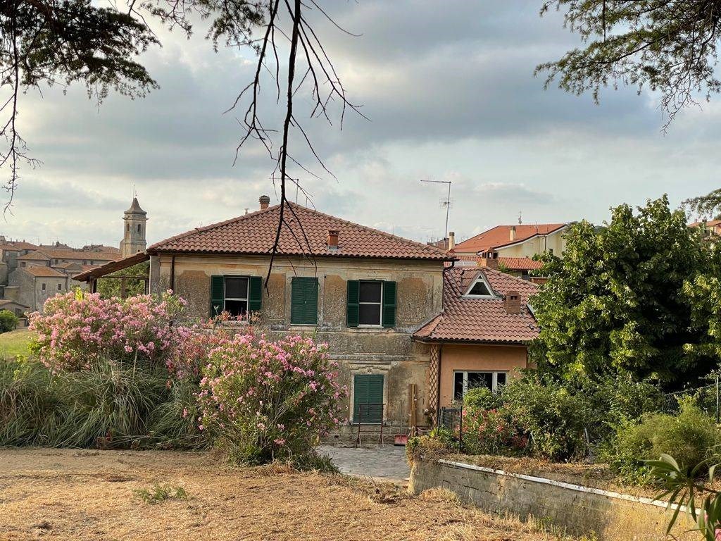 Casa Semindipendente in vendita a Farnese via circonvallazione 69