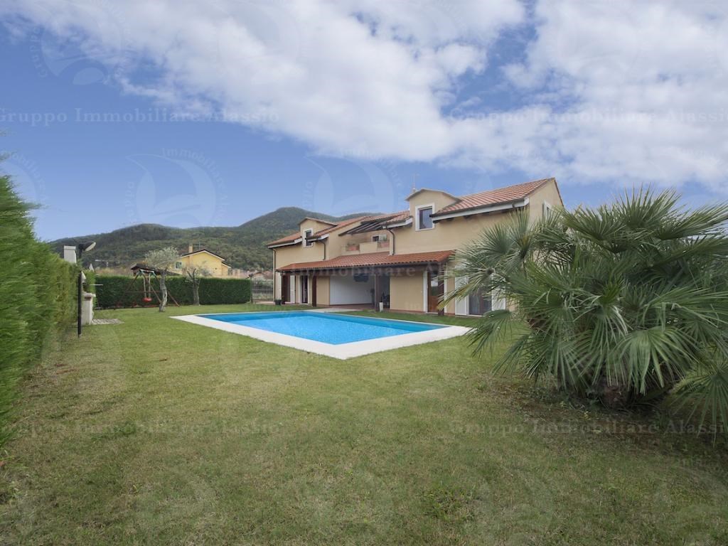 Villa in vendita a Villanova d'Albenga