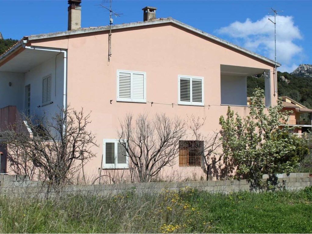 Casa Indipendente in vendita a Sant'Antonio di Gallura priatu Via Nuoro