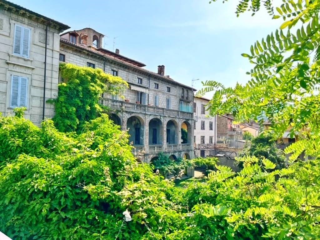 Villa Padronale in vendita a Varzi