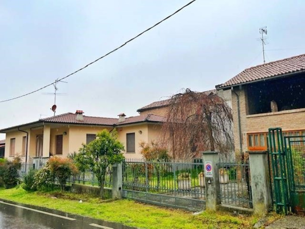 Villa in vendita a Torrazza Coste