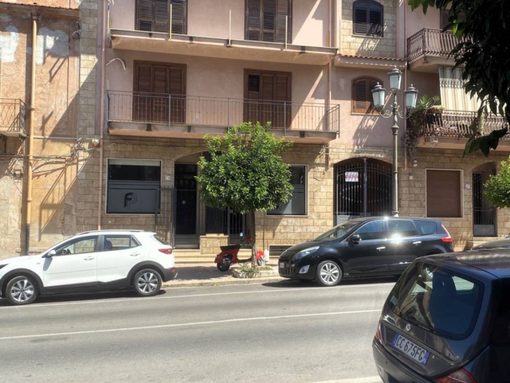 Appartamento in vendita a Cinisi corso Umberto s.n.c