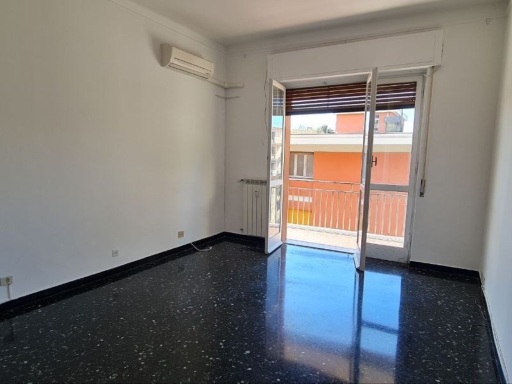 Appartamento in vendita a Genova corso europa 842