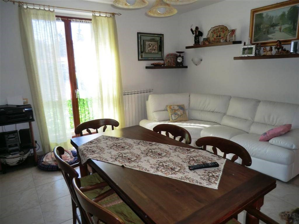 Casa a Schiera in vendita a Vezzano Ligure