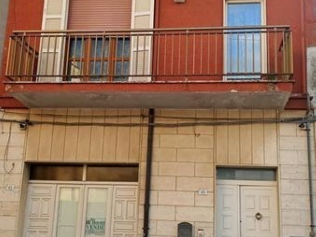 Casa Indipendente in vendita a San Donaci via Roma 45