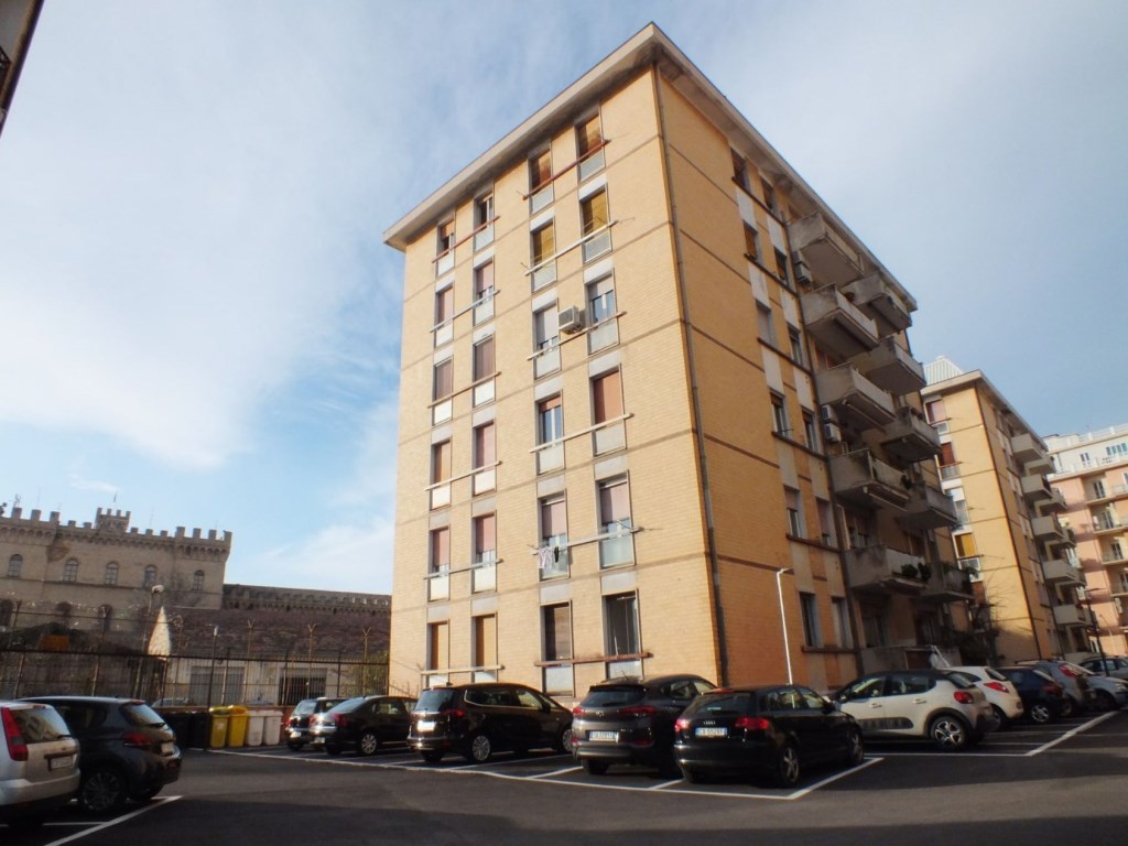 Appartamento in vendita a Chieti via Federico salomone