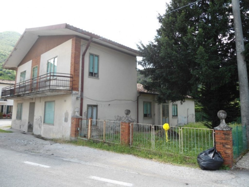 Casa Indipendente in vendita a Rovolon