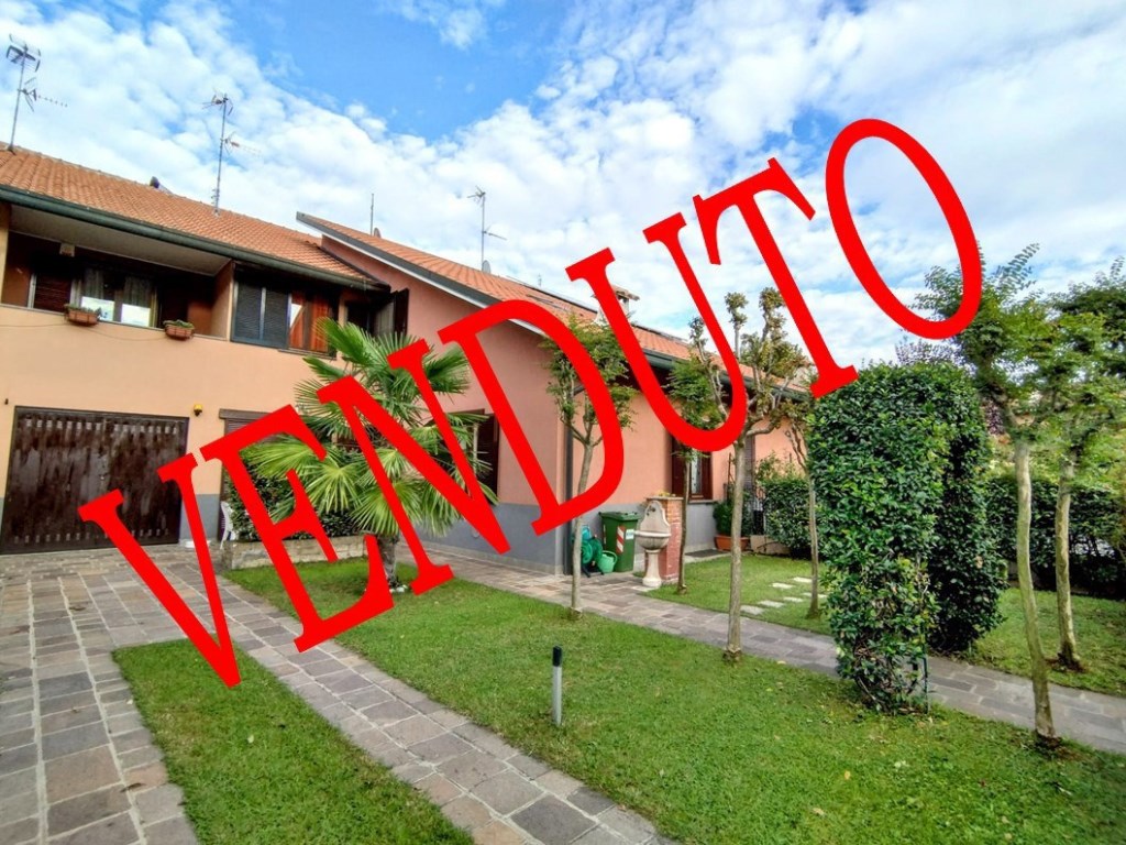 Villa a Schiera in vendita a Vittuone vittuone Quartiere Via Leonardo Da Vinci,23