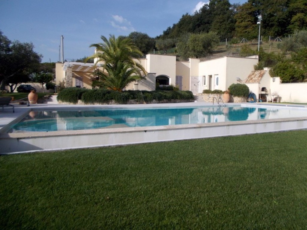 Villa in vendita a Lapedona