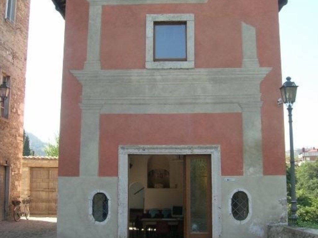 Casa Indipendente in vendita ad Ascoli Piceno centro storico,