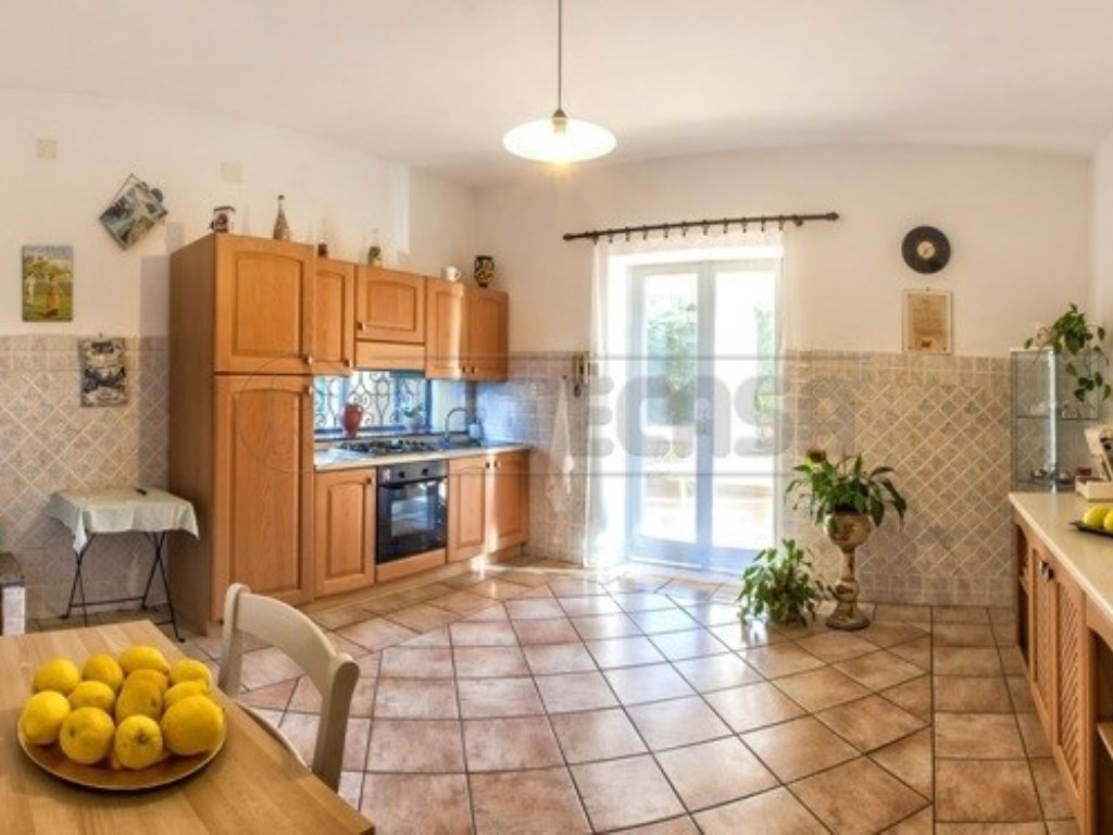 Villa in vendita a Viterbo via Braccianese Claudia, km39