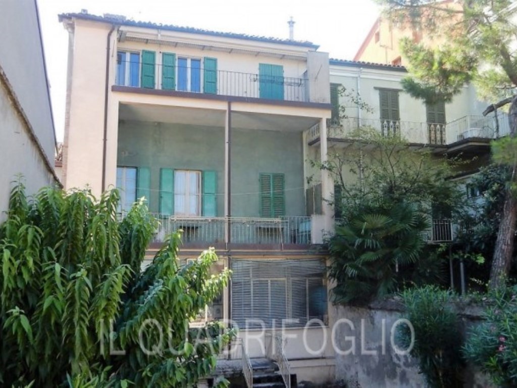 Casa Indipendente in vendita a Cesena