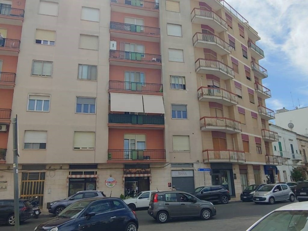 Appartamento in vendita a Locorotondo piazza marconi