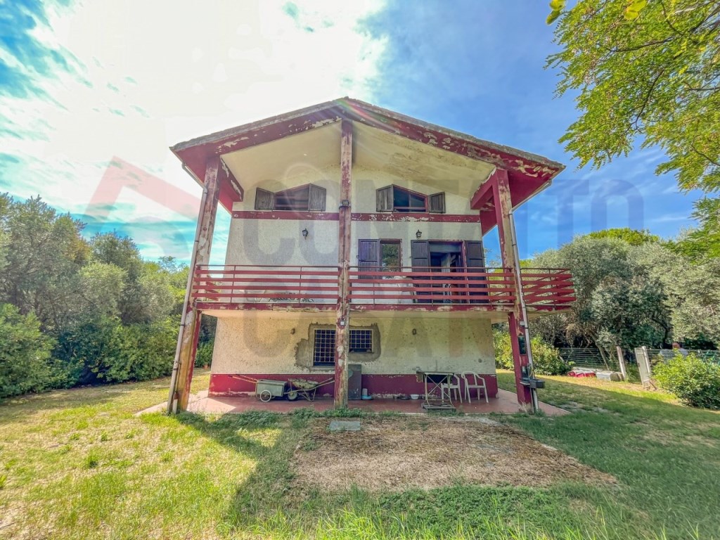 Casale in vendita a Maiolati Spontini