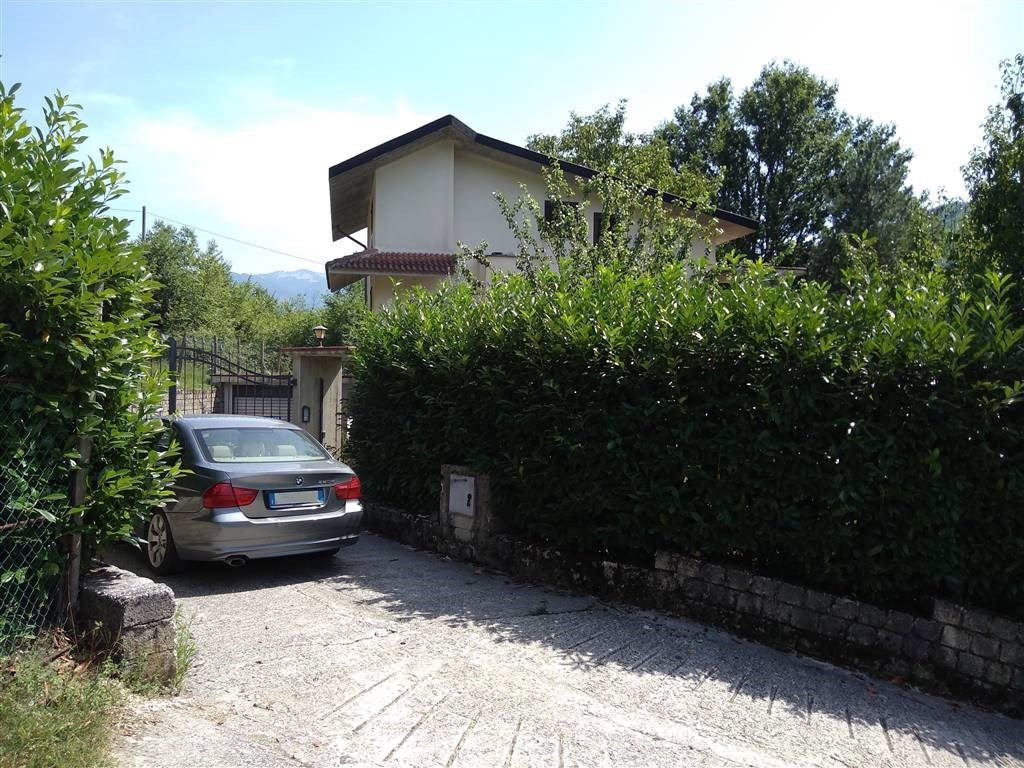 Villa Bifamiliare in vendita a Civita d'Antino sr 82 snc