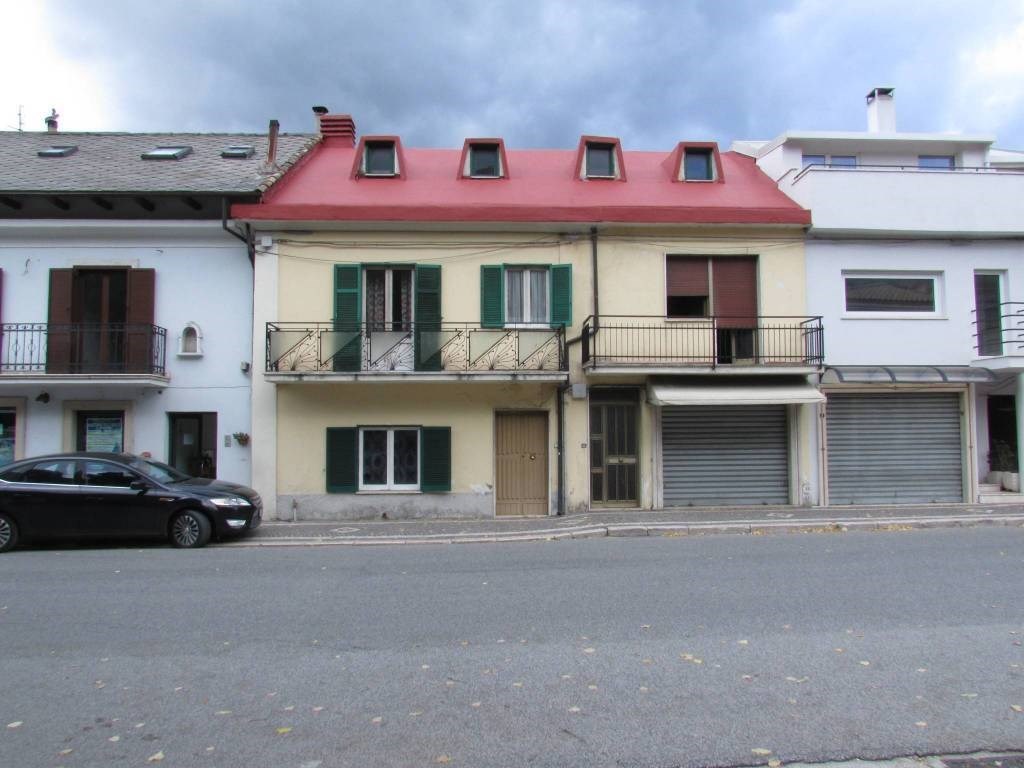 Casa Semindipendente in vendita a Civitella Roveto via roma snc